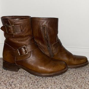 Frye Vicky Engineer Bootie size 8.5